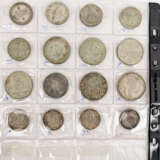Weimarer Republik und Dt. Kaiserreich - Folie mit 16 Münzen, - photo 2