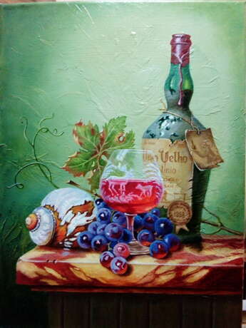 Gemälde „Stillleben mit einer Flasche Wein, einer Muschel und Trauben“, Leinwand auf dem Hilfsrahmen, Ölfarbe, Impressionismus, Stillleben, 2020 - Foto 1