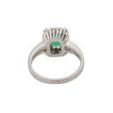 Ring mit grünem Turmalin und 14 Brillanten zusammen ca. 0,4 ct, - фото 4