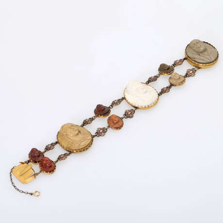 Armband mit ovalen Kameen im Hochprofil aus Vulkangestein, - photo 4