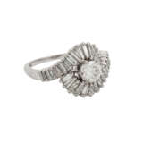 Ring mit Brillant von ca. 0,6 ct, - photo 1