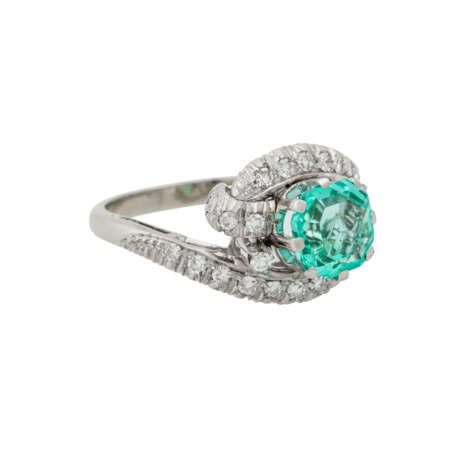 Ring mit Smaragd von ca. 1 ct und Diamanten, - Foto 1