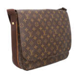 LOUIS VUITTON Messenger-Bag "BEAUBOURG", Kollektion: 2011, Neupreis: ca. 1.000,-€. - Foto 2