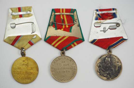 Sowjetunion: Lot von 3 Medaillen. - photo 2