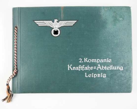 Wehrmacht: Fotoalbum der 2./ Kraftfahr-Abteilung Leipzig. - Foto 1