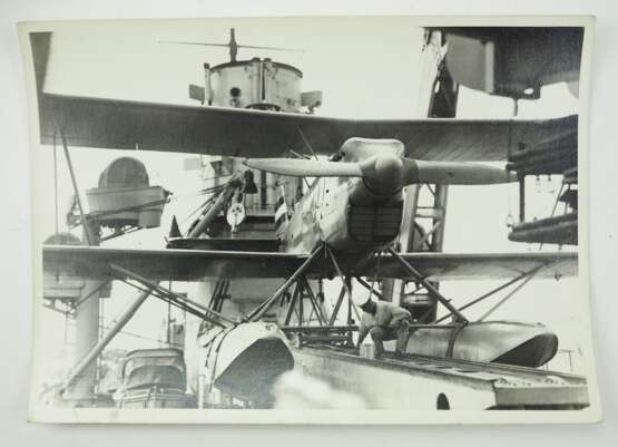 Kriegsmarine: Kriegsberichter-Foto-Serie von 46 Aufnahmen. - фото 3