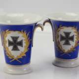 KPM: Kobaltblaues Vasenpaar mit Eisernem Kreuz. - фото 2