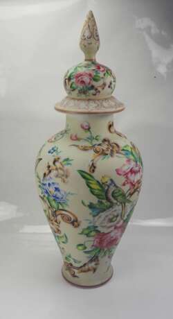 Deutschland: Alabaster-Vase. - photo 2