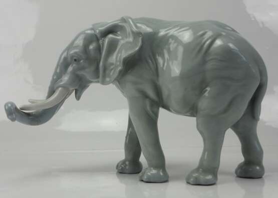 Karl ENS Volkstedt - Porzellan Elefant. - Foto 2