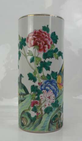 China: Vase mit Blumen- und Vogeldekor. - Foto 4