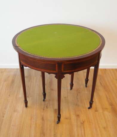 Demi-Lune-Tisch (Spieltisch), um 1820. - photo 2
