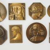 Sammlung Bronzemedaillien - Acht Exemplare. - фото 1