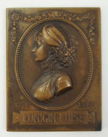 Preußen: Bronzeplakette auf Königin Luise. - photo 1