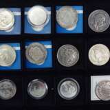 Sammlung Münzen in Kasette. - фото 3