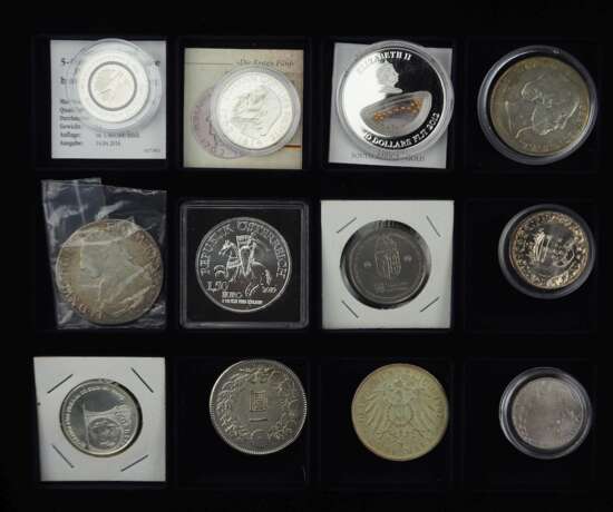 Sammlung Münzen in Kasette. - фото 4