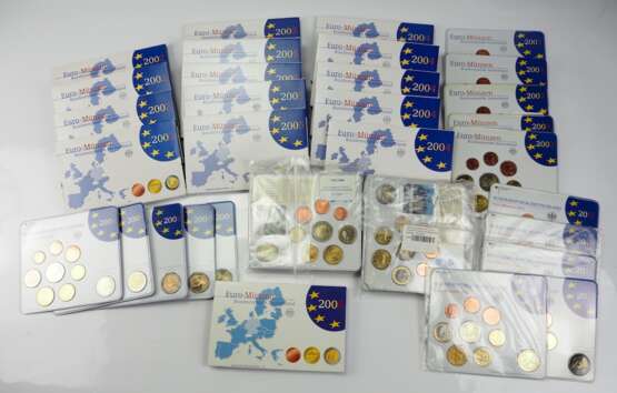 Euro: Sammlung Kursmünzensätze. - Foto 1