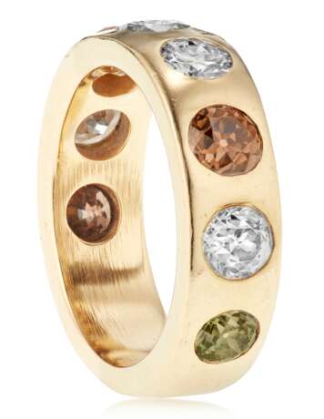 MULTI-COLORED DIAMOND RING WITH GIA REPORT - фото 2