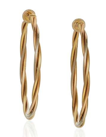Cartier. CARTIER 'TRINITY' TRI-COLORED GOLD HOOP EARRINGS - фото 1