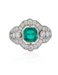 BELLE ÉPOQUE MARCUS & CO. EMERALD AND DIAMOND RING WITH AGL REPORT