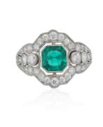Marcus & Co.. BELLE ÉPOQUE MARCUS & CO. EMERALD AND DIAMOND RING WITH AGL REPORT