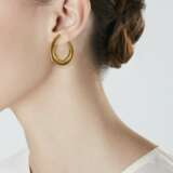 Webb, David. DAVID WEBB GOLD EARRINGS - Foto 3