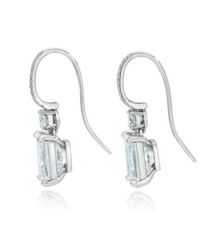 Pair of Diamond Earrings - photo 2