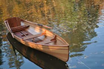 Деревянная гребная лодка Whitehall