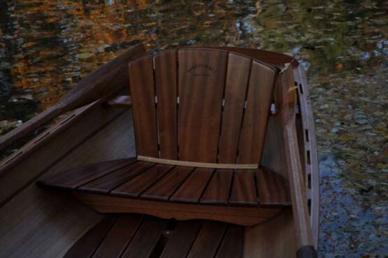 Boot „Hölzernes Ruderboot Whitehall“, Naturholz, Holzschnitzerei, Mythologisches, Vereinigte Staaten, 2019 - Foto 8