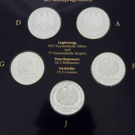 Konvolut von 107 x 10 DM Gedenkmünzen ab einschl. 1998, ca. 1530g Silberfein, - фото 5