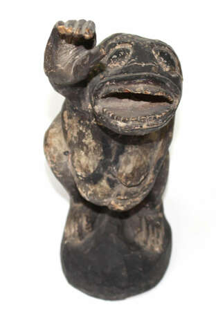 Wood carving, toad. - photo 2
