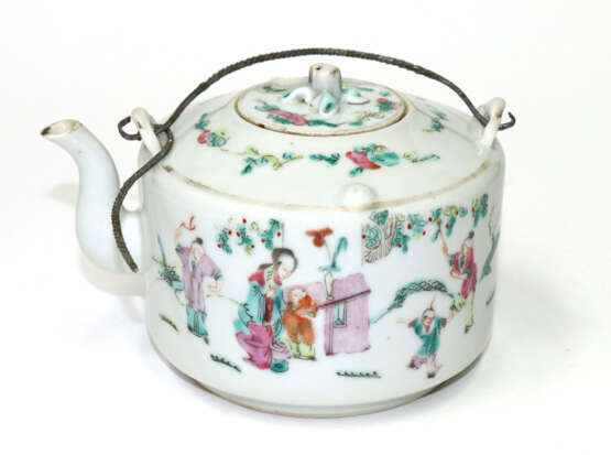 China teapot - photo 1