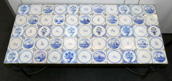 Delft tile table - photo 1