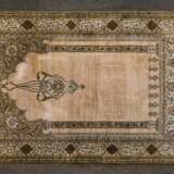 Orientteppich aus Seide. 20. Jahrhundert, ca. 162x107 cm - photo 1