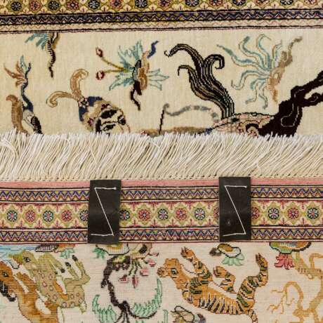 Orientteppich aus Seide. GHOM/IRAN, 20. Jahrhundert, ca. 206x140 cm - Foto 2