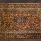 Orientteppich aus Seide. 20. Jahrhundert, ca. 185x125 cm - фото 1