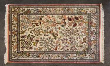 Orientteppich aus Seide. PERSIEN, 20. Jahrhundert, ca. 150x103 cm