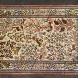 Orientteppich aus Seide. PERSIEN, 20. Jahrhundert, ca. 150x103 cm - фото 1