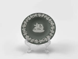 Saucer for decoration &quot;The Taming of Pegasus&quot;. Wedgwood, England, handcrafted porcelain, 1962 - 1990