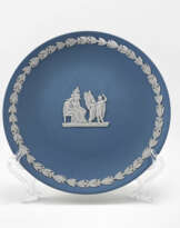 Тарелочка для украшений "Антика". Wedgwood, Англия, фарфор, ручная работа, 1929 - 1962 гг. Тарелочка для украшений "Антика". Wedgwood, Англия, фарфор, ручная работа, 1929 - 1962 гг.