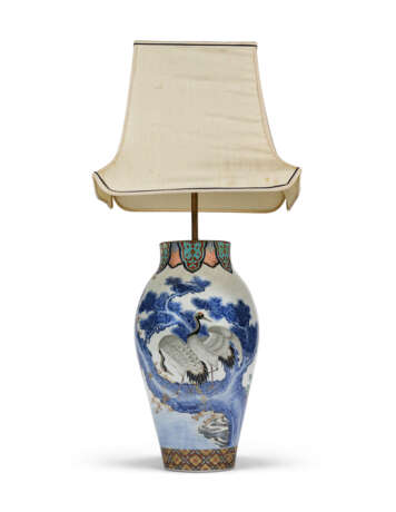 TWO CERAMIC VASES, MOUNTED AS LAMPS - фото 4
