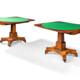 A PAIR OF GEORGE IV BRASS-INLAID ROSEWOOD CARD TABLES - Foto 2