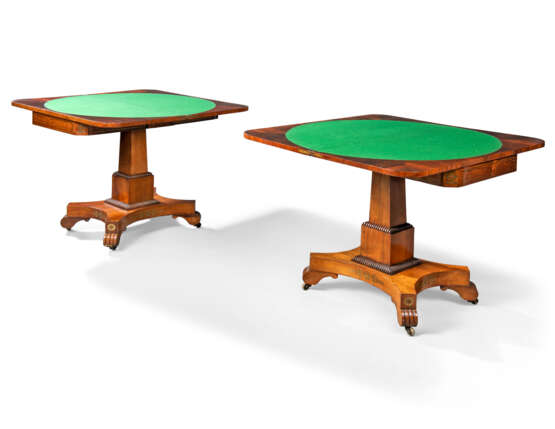 A PAIR OF GEORGE IV BRASS-INLAID ROSEWOOD CARD TABLES - фото 2