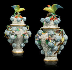 A PAIR OF CONTINENTAL PORCELAIN 'SCHNEEBALLEN' VASES AND COVERS