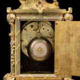 A FRENCH GILT-BRONZE AND ENAMEL CARRIAGE CLOCK - Foto 2