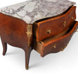 A PAIR OF FRENCH ORMOLU-MOUNTED MAHOGANY AND BOIS SATINE MARQUETRY CHEST-OF-DRAWERS - photo 3