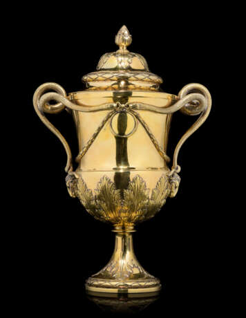 Parker & Wakelin. A GEORGE III SILVER-GILT CUP AND COVER - фото 3