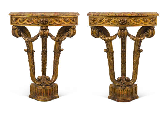 A PAIR OF FRENCH GILTWOOD CORNER TABLES - photo 1