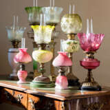 A GROUP OF EIGHT VICTORIAN CLEAR AND FROSTED GLASS OIL LAMPS - фото 1