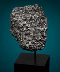 ABSTRACT SCULPTURE FROM OUTER SPACE - DRONINO METEORITE 