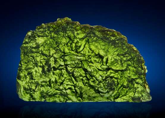 MOLDAVITE — GLASS CREATED WHEN EARTH AND ASTEROID COLLIDE - Foto 1